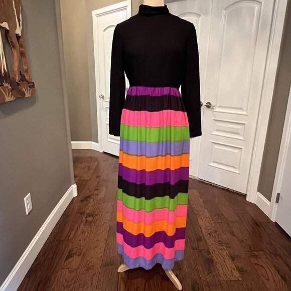 Park East Dresses & Skirts - VTG Park East By Swirl Womens Size 14 Maxi Dress Black Top Rainbow Stripe Skirt